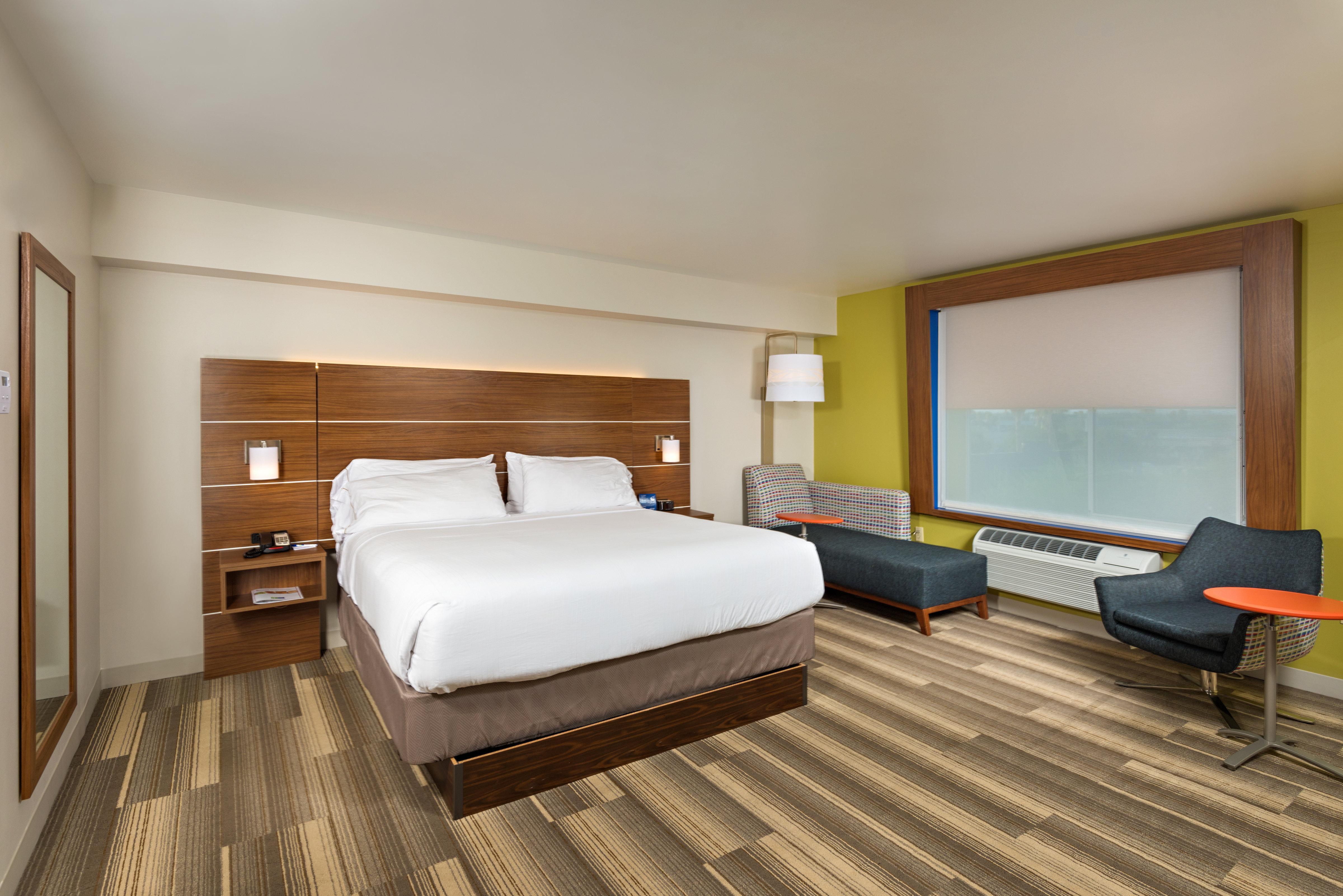 Holiday Inn Express Peoria North - Glendale By Ihg Exterior photo
